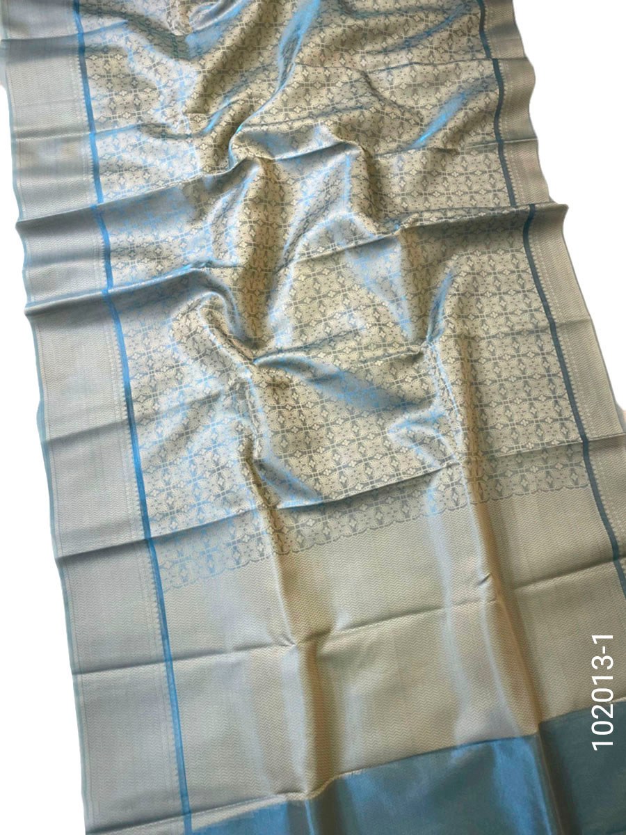 Art Silk Zari Work Jamdani Banarasi Saree fabric close-up