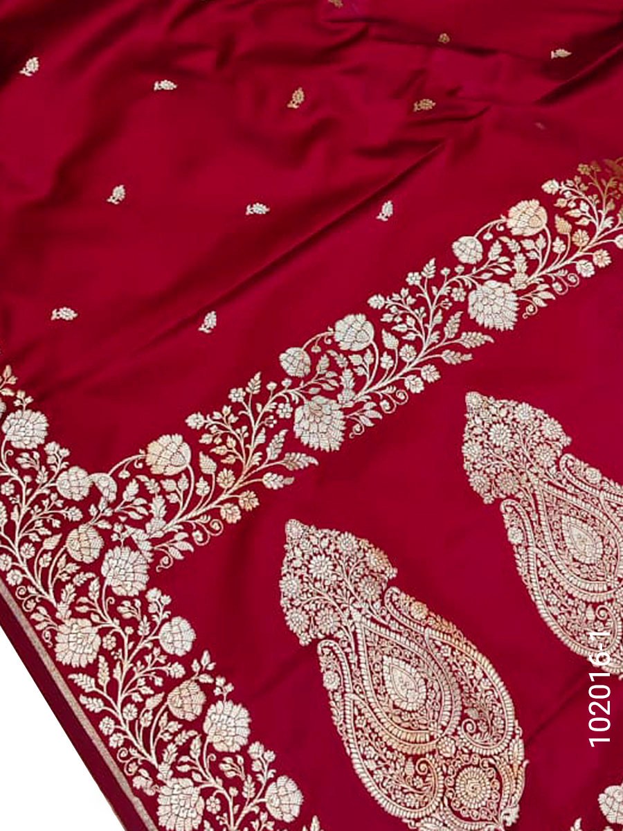 Mashru Silk Zari Work Buti Banarasi Saree fabric close-up