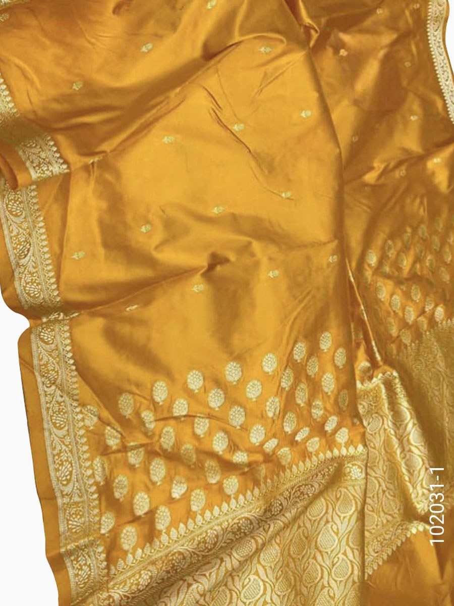 Katan Silk Zari Work Buti Banarasi Saree fabric close-up