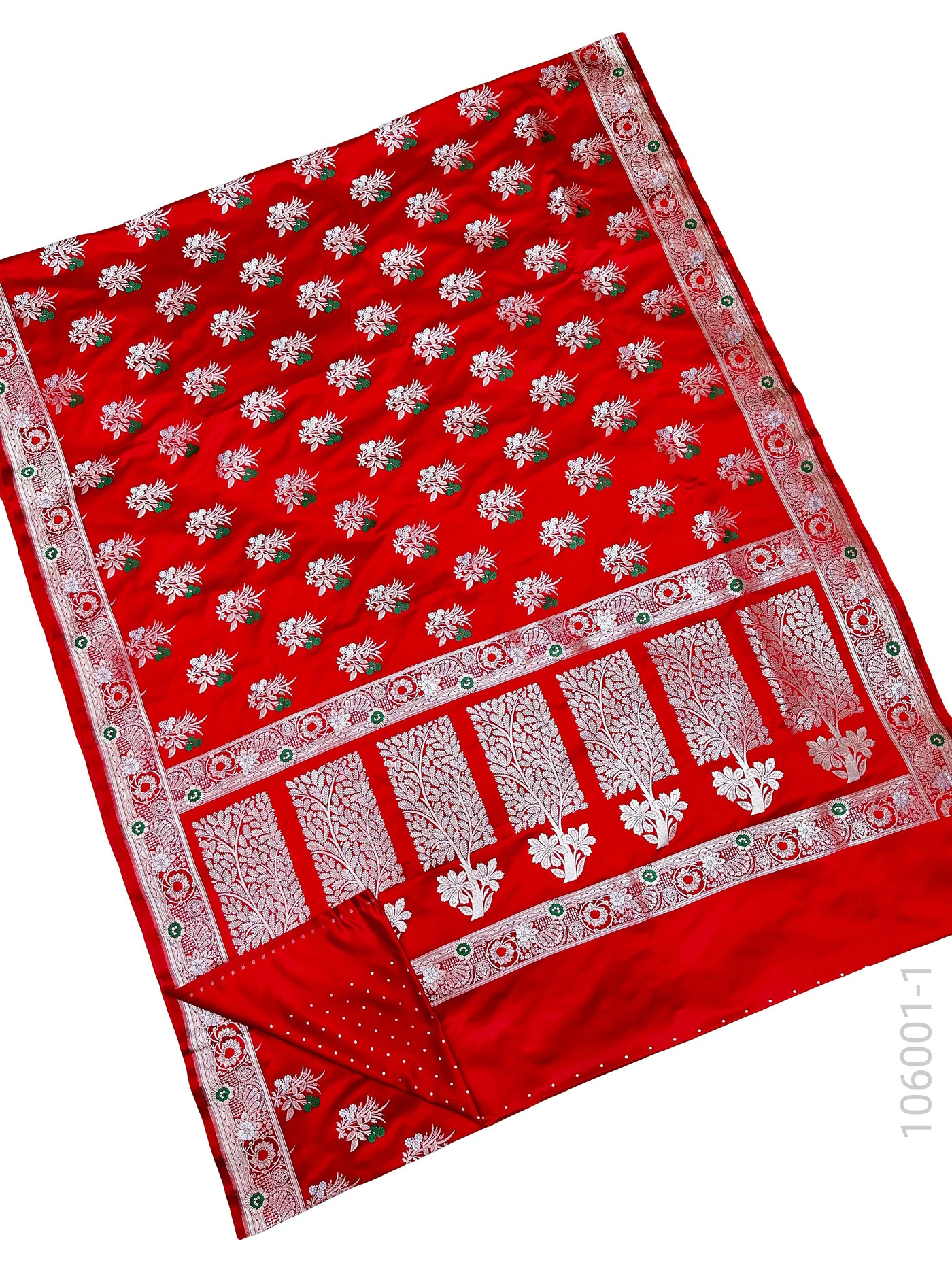 Mashru Silk Resham and Zari Jaal Work Banarasi Saree fabric close-up