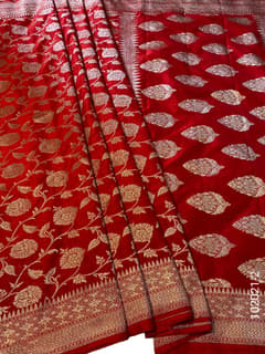 Katan Silk Zari Work Jaal Banarasi Saree view 3