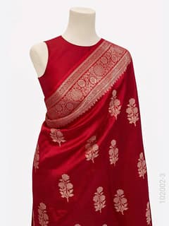 Soft Silk Zari Work Buta Banarasi Saree view 4