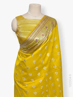 Soft Silk Resham and Zari Work Buti Banarasi Saree view 10