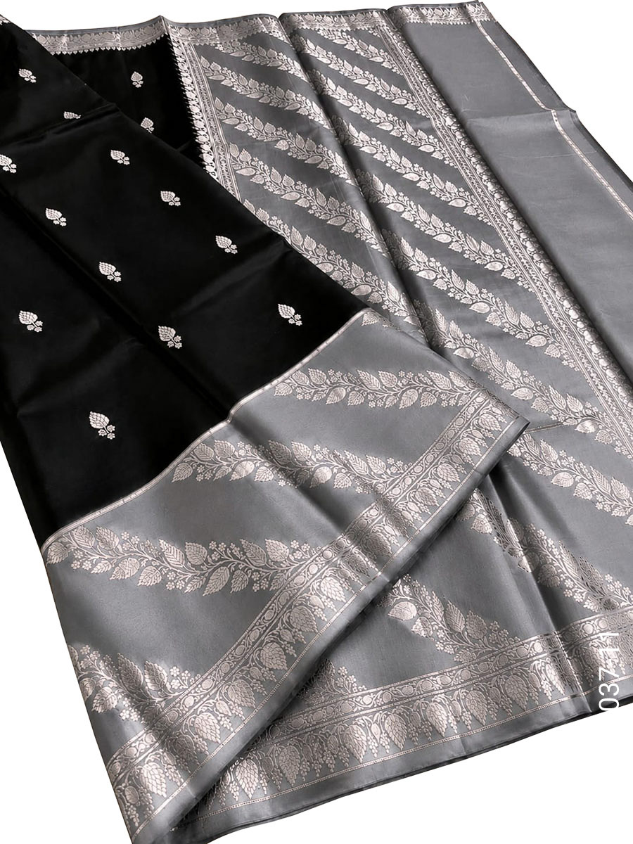 Soft Silk Zari Work Designer Banarasi Saree view 12