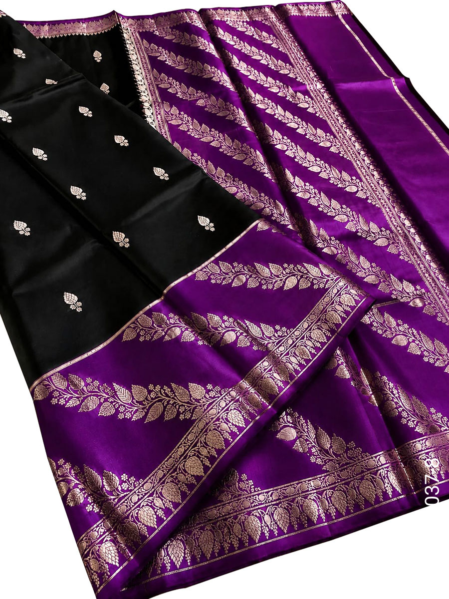 Soft Silk Zari Work Designer Banarasi Saree view 9