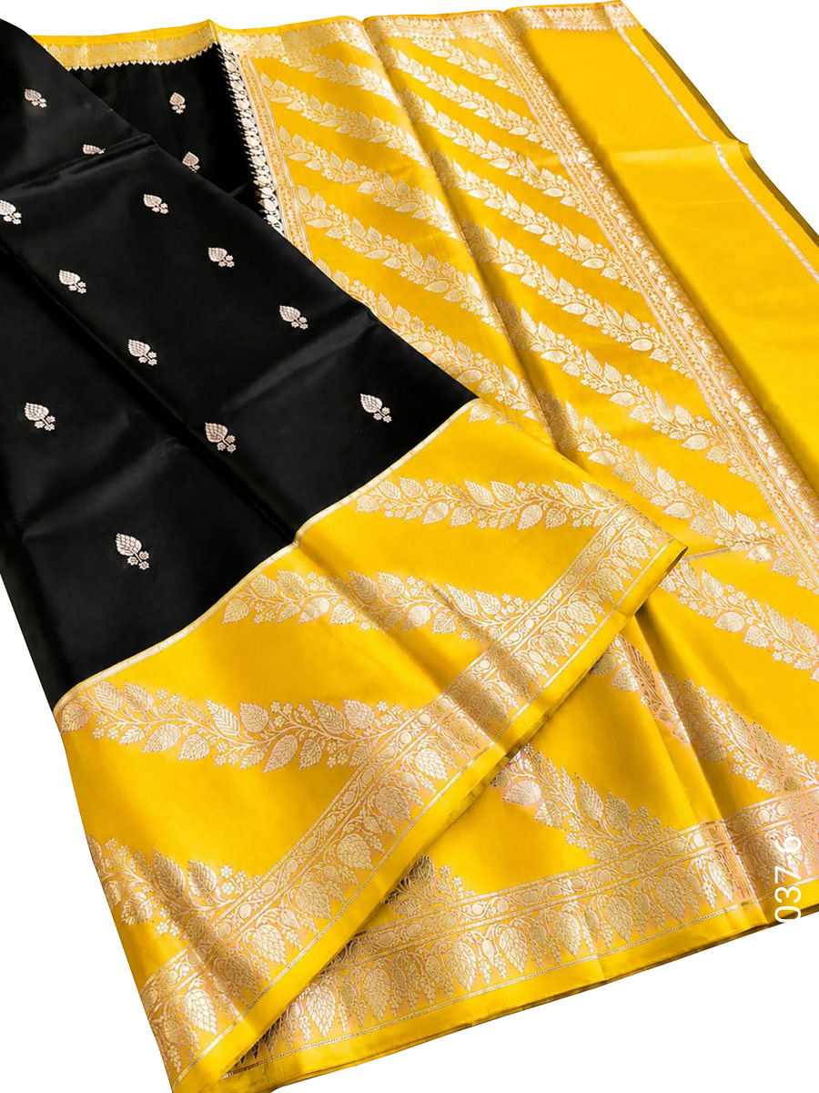 Soft Silk Zari Work Designer Banarasi Saree view 7
