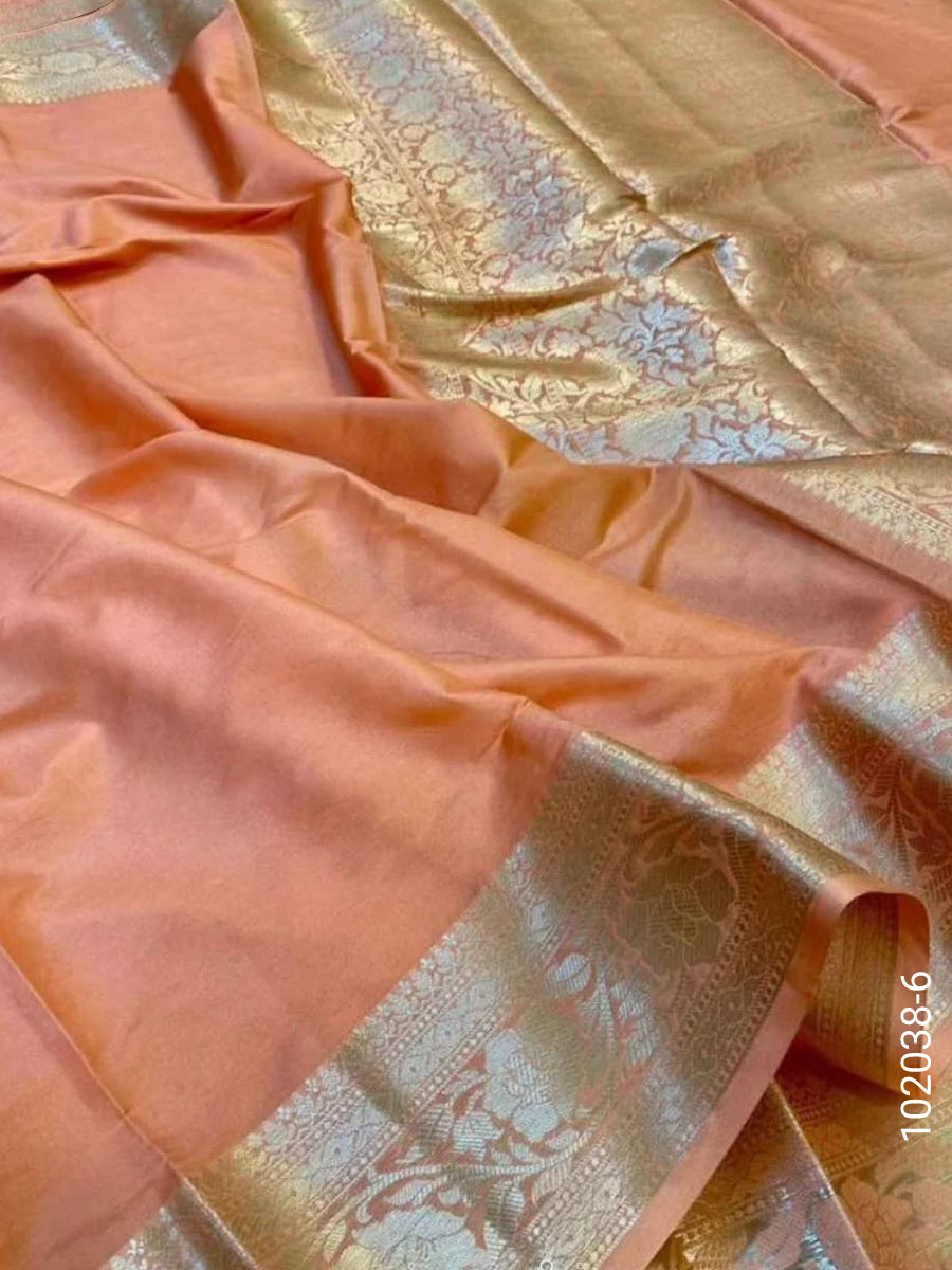 Soft Silk Zari Work Plain Banarasi Saree view 7