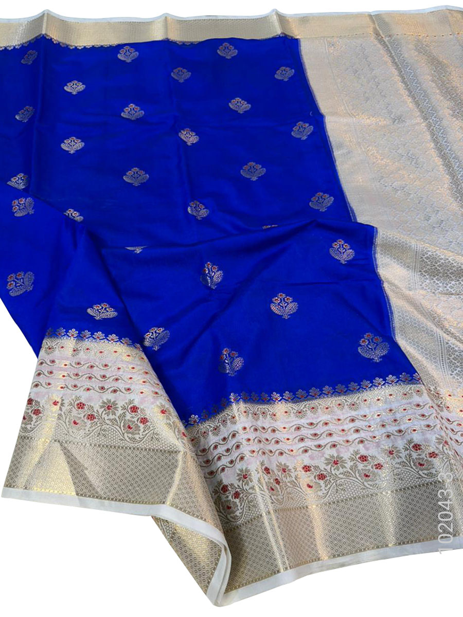Soft Silk Zari Work Buta Banarasi Saree view 4