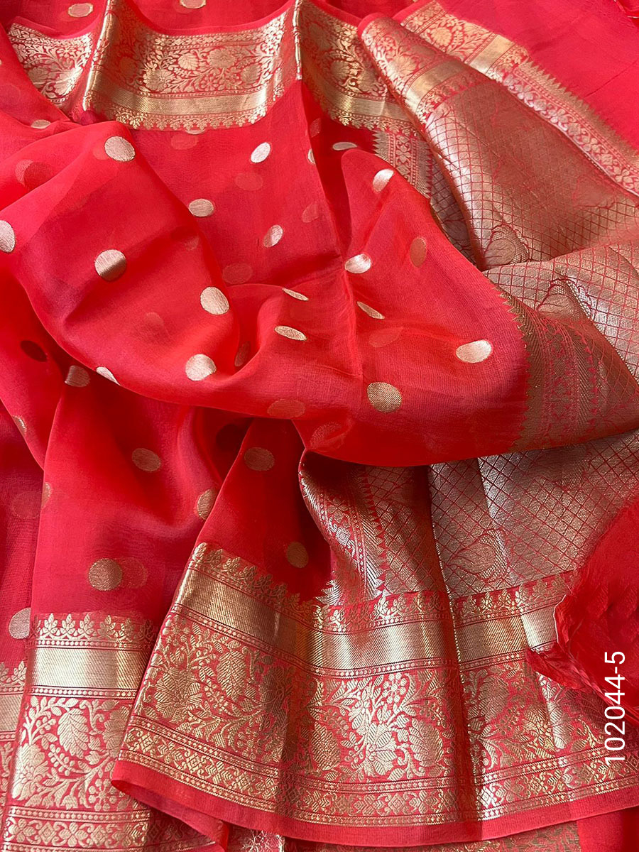 Kora Organza Zari Work Dollar Buti Banarasi Saree view 6